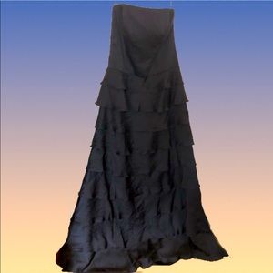 🌺 ALFRED SUNG 🌸 BLACK RUFFLED STRAPLESS DRESS 👗